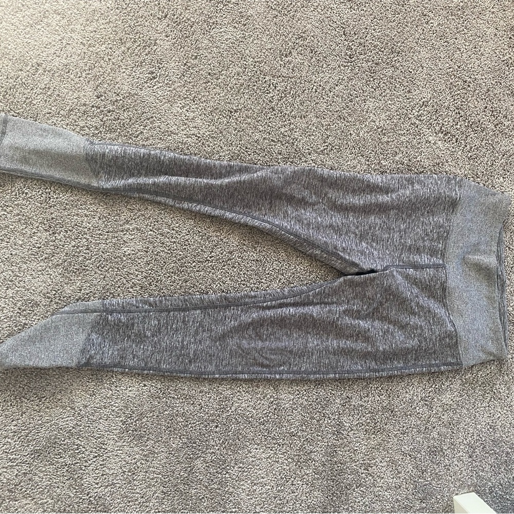 Alo leggings